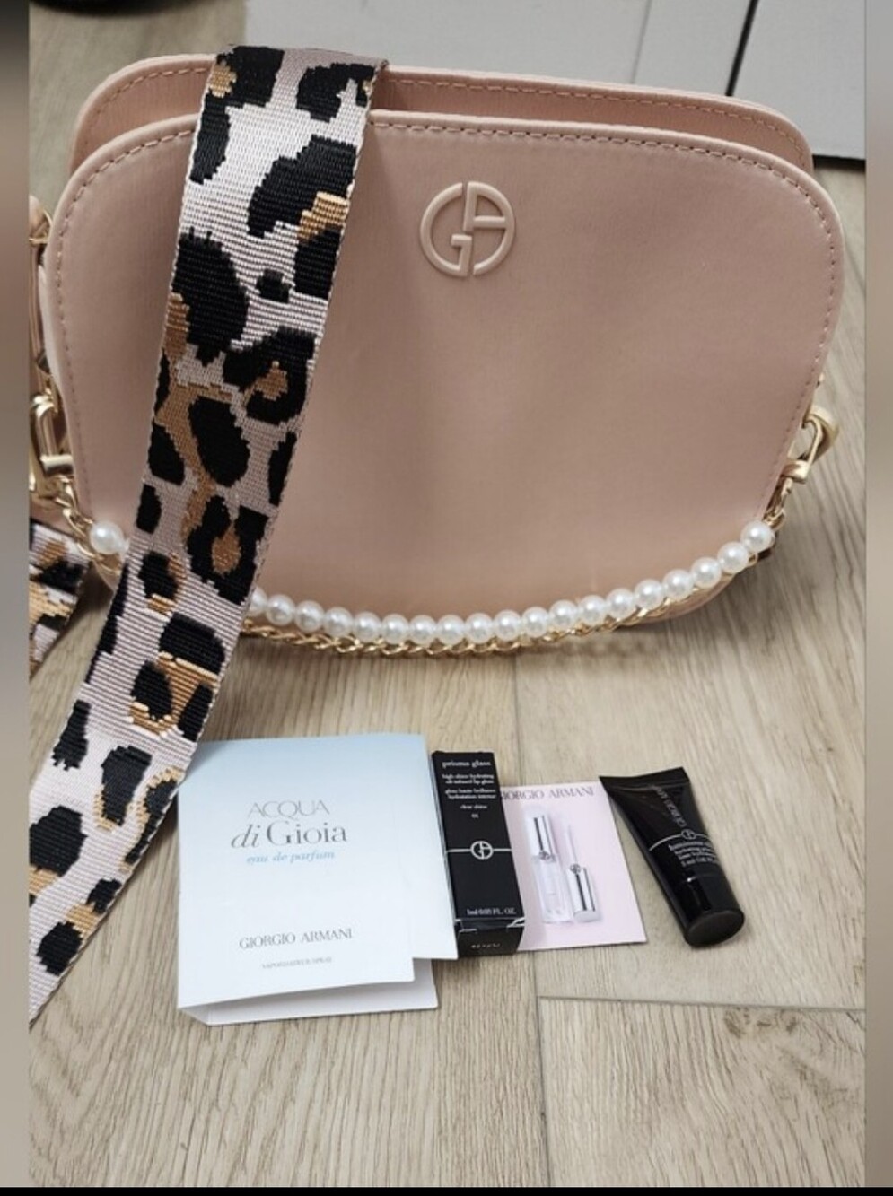 Giorgio Armani Beauty Pouch Blush Pink Bag Clutch Case With Long Strap + Samples